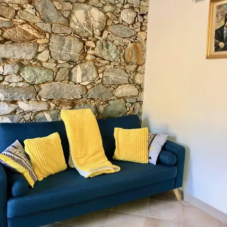 De Charme Apartment Corte (Corsica)